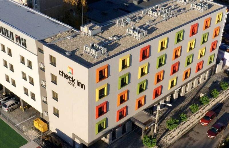 Hotel Check Inn Timisoara Ngoại thất bức ảnh